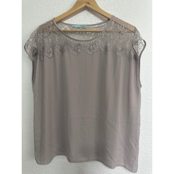 Maurices Tops - Maurices Womens XXL Taupe Mauve Grey Eyelash Lace Yoke Chiffon Blouse Cap Sleeve